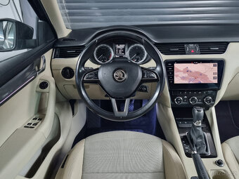 Škoda Octavia Combi 2.0TDi 110kW DSG , top výbava - 4