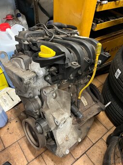 Prodám motor 1,2i na Renault Clio nebo Modus - 4