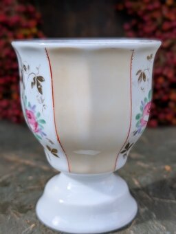 Starožitný porcelánový pohárek, růže. - 4