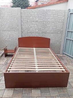 Prodám manželskou postel + Noční stolek ZDARMA - 4