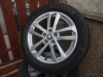 Karoq, Superb, Passat B8 - zánovní letní alu kola 17" 5x112 - 4