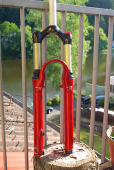 vidlice manitou Black Super 100/120, AIR - 4