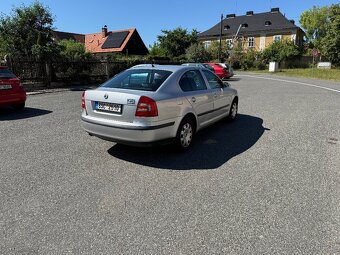 Škoda Octavie 2 sedan - 4