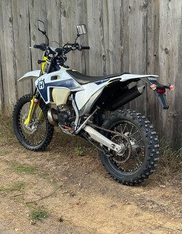 Husqvarna TE 250i - 4