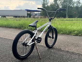 bmx kolo Mongoose LEGION L20 - 4
