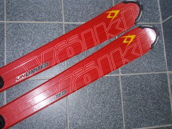 NASERVISOVANÉ 149 CM LYŽE CARVY VÖLKL UNLIMITED R1 - 4