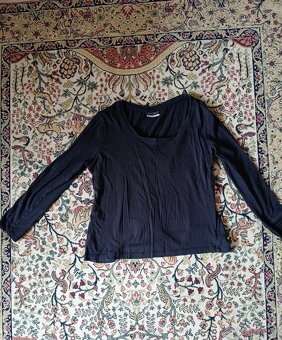 Dámské oblečení, trička, halenky velikost S - 4