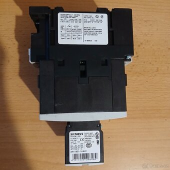 Stykač Siemens 3RT1336-1A + pomocný modul 3RH1921-1HA22 - 4
