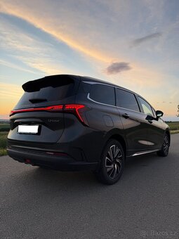 Dongfeng U-Tour, DPH, záruka, 7 míst, PANORAMA - 4