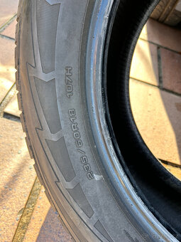 Zimni pneu 235/60/18 Good Year - 4