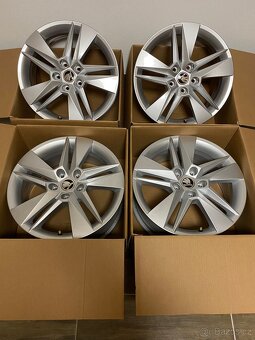 Škoda Superb R17 Merab - 4