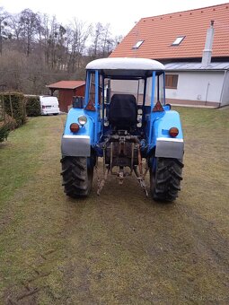 Traktor Zetor  bez Tp - 4