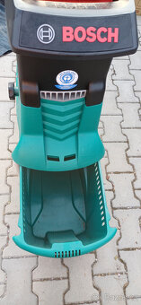 Drtič zahradního odpadu Bosch AXT 25 TC - 4