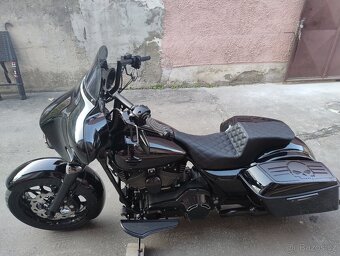 HARLEY DAVIDSON FLHX STREET GLIDE CUSTOM SPECIAL - 4