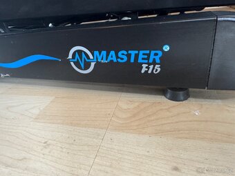 Běžecký pás Master F-15 - 4