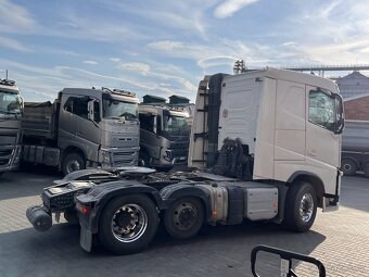 Volvo FH tahač 6X2 hydraulika - 4