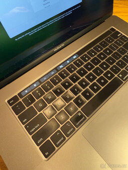 MacBook Pro, 16-inch, 2019 - 4