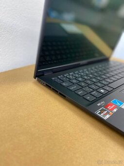 Notebook ASUS Zenbook 14 - OLED/AMD R7/16GB/1TB/WIN 11 - 4