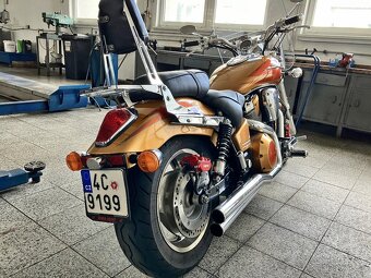 Honda VTX 1800 - 4