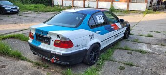 BMW E46 323i - 4
