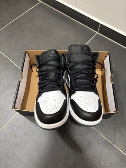 Boty Nike Air Jordan - 4