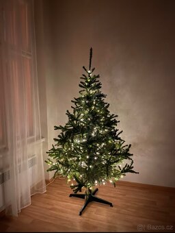 Vánoční umělý stromek - 4