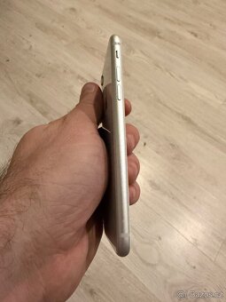 Apple iPhone 8 128gb Silver,Jako nový. - 4