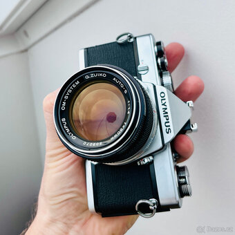 Olympus OM-1 a Zuiko 50mm F1.4 - velmi dobrý stav - 4