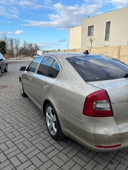 ŠKODA OCTAVIA 2 - 4