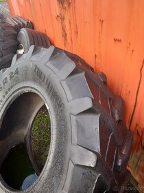 použité traktorové pneu - 4