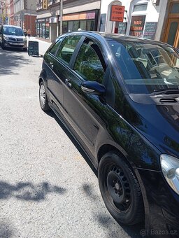Mercedes-Benz A180 - 4