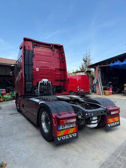 Volvo FH16 750k 25 year edition 4x2 tahač - 4