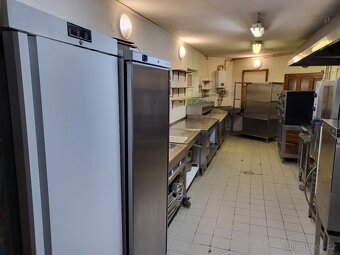 Pronájem restaurace 300 m². Praha - Újezd u Průhonic. - 4
