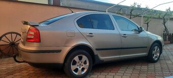 Škoda octavia 2 sedan 1,9 TDI nafta - 4