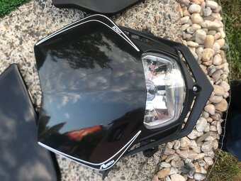 Plasty husqvarna sm/wre/wr/cr 125 - 4