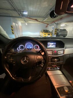 Mercedes E350 CDI 4-Matic - 4