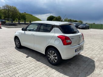 Suzuki Swift 1.2i 66kw, 4x4, FACELIFT, KAMERA, VYHŘ.SEDAČKY - 4