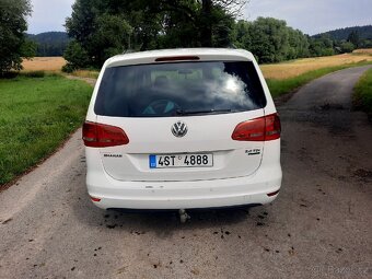 Volkswagen SHARAN 2,0 tdi 103 kw 2011 - 4