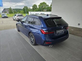 BMW 320d xDrive Touring Advantage - 4