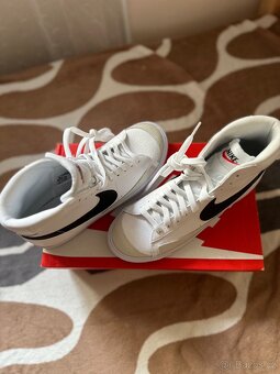 Nike Blazer bílé – Velikost 39 – Nové - 4