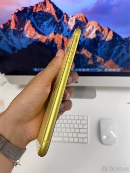 iPhone 11 Yellow BATERIE 100% TOP - 4