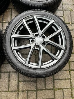 ALU kola Škoda pneu Vredestein 235/45 R18 zimní pneu - 4