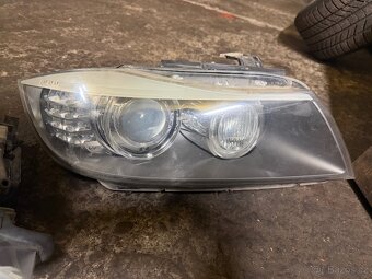 Facelift xenon světla BMW e90 e91 - 4