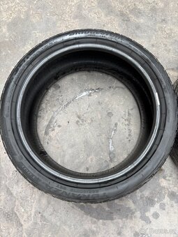 Bridgestone 255/40/18 - 4