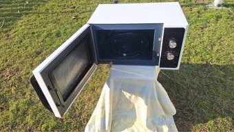 Mikrovlnná trouba - Samsung - 4