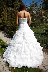 SLEVA - prodám luxusní svatební šaty - 4