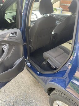 Ford Kuga - 4