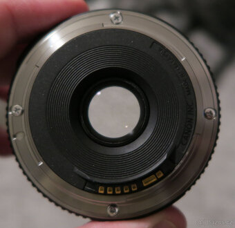CANON 40mm f2,8 Pancake - 4