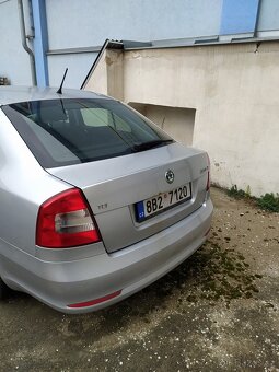 Škoda Octavia II – SPZ 8B2 7120 - 4