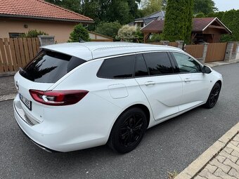 Opel Insignia 2.0CDTI 154KW 4X4 Max výbava - 4
